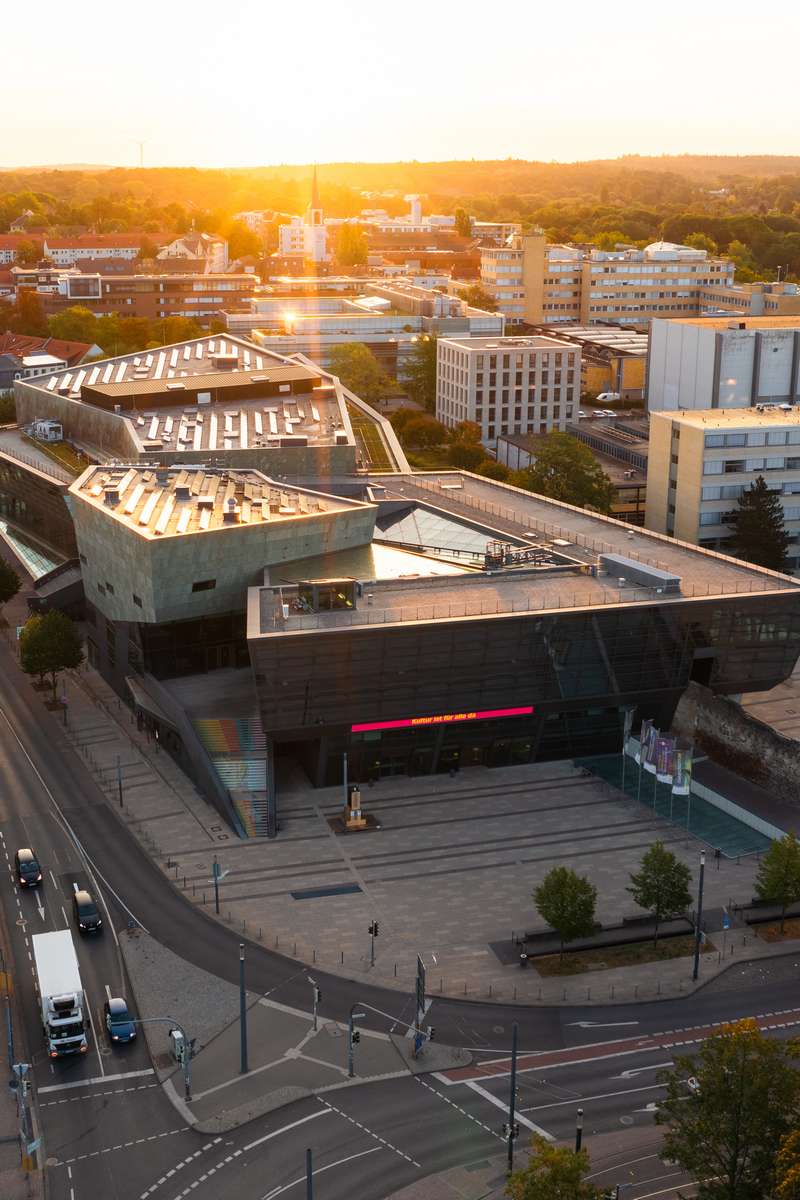 drohnenaufnahme darmstadtium moderne architektur