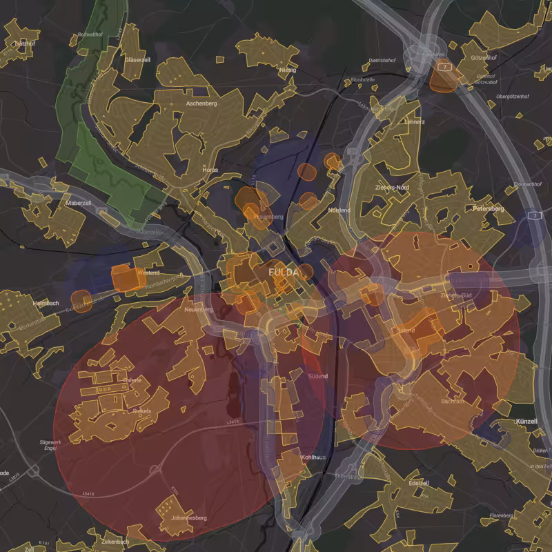 kartenausschnitt des fuldaer stadtgebiets mit geografischen zonen als flugvorbereitung für eine drohnenvermessung